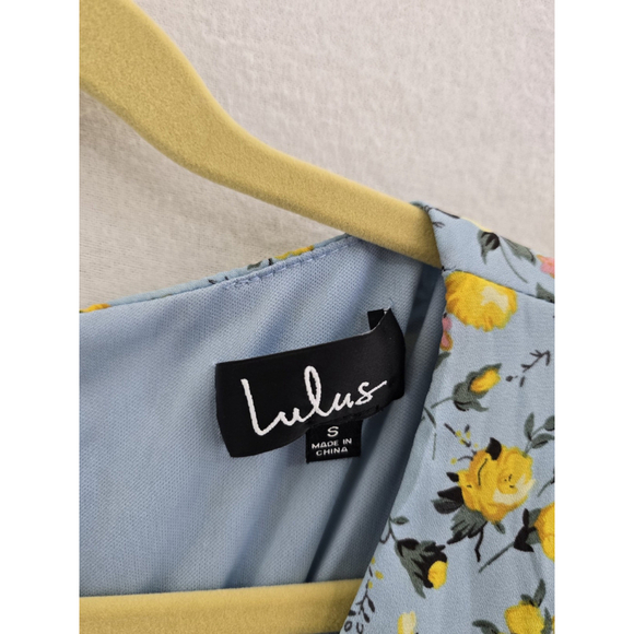 Lulus Shirt Tiered Ruffled Blue/yellow Floral Dress. NWOTLadies Size Small - Picture 2 of 15